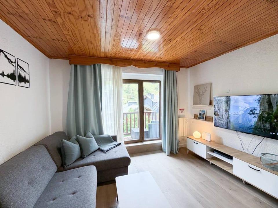 Ático Dúplex Con Increibles Vistas a La Valle De Incles - Parking Gratis l by BonesVacances Apartment in Andorra