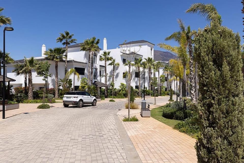 Brand New Gorgeous 2 Bed Apartment at Estepona Hills! Apartment in Costa del Sol