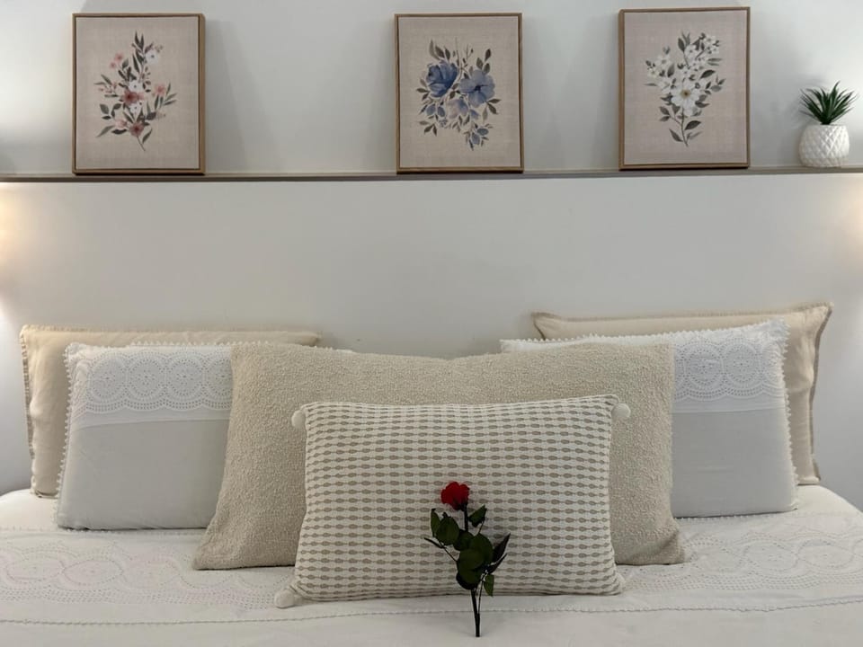 Location de chambre Villa les allamandas Bed and Breakfast in Mandelieu-La Napoule