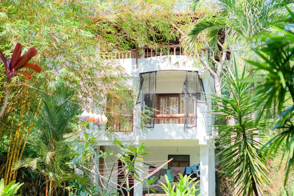 Property building, Balcony/Terrace