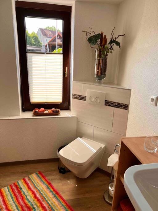Toilet, Bathroom, towels