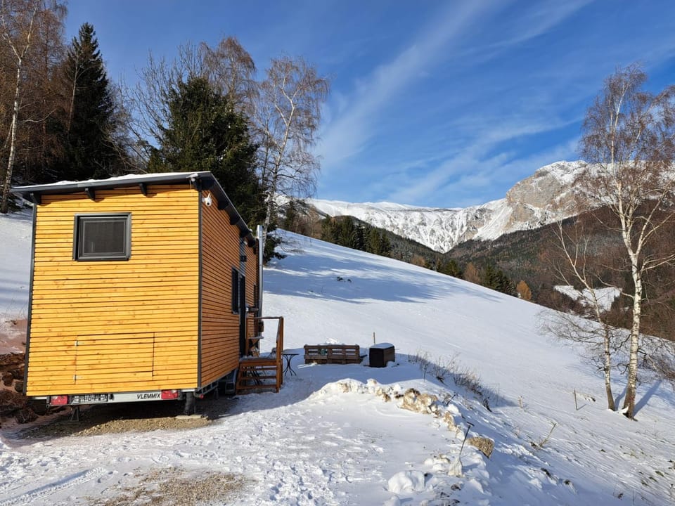 Property building, Winter