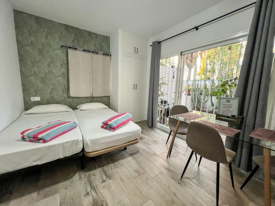 Bed, Photo of the whole room