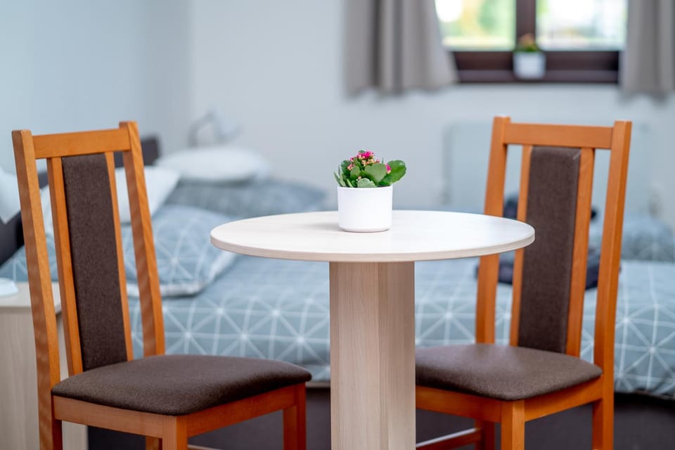 Seating area, Bedroom