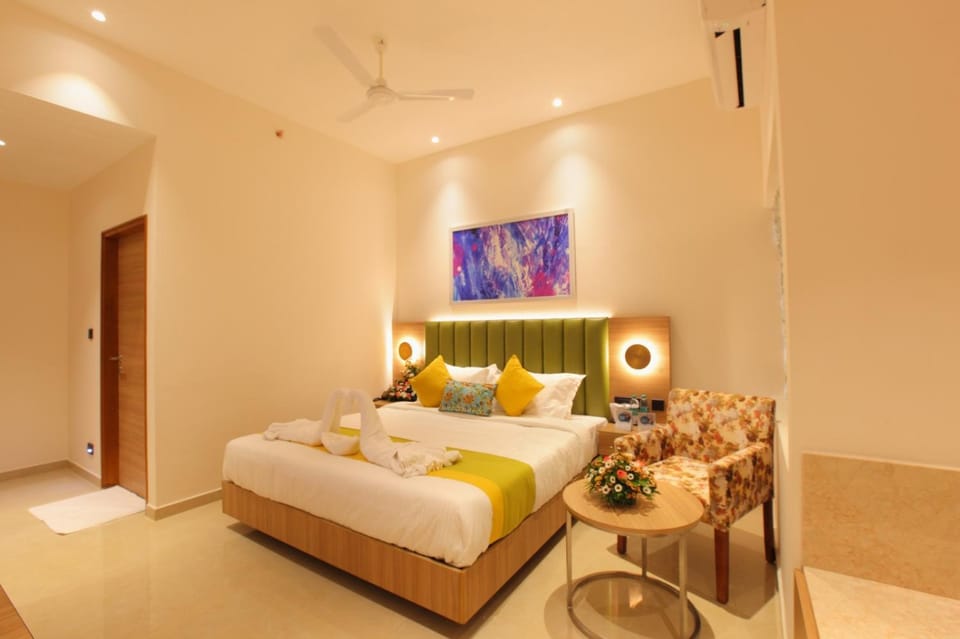 Bed, Bedroom, fireplace