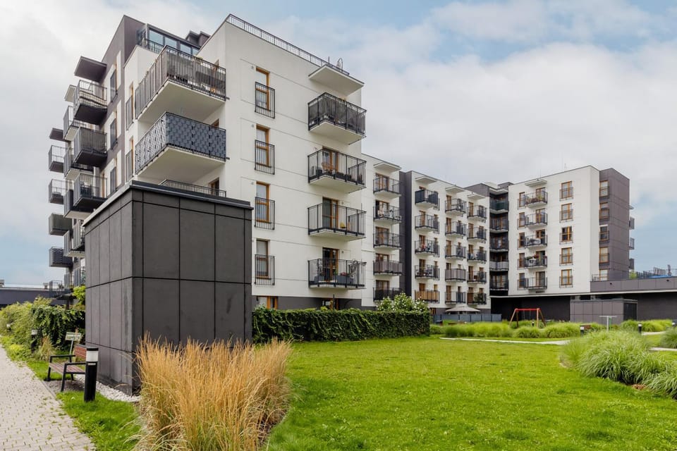 Property building, Off site, Neighbourhood, Natural landscape