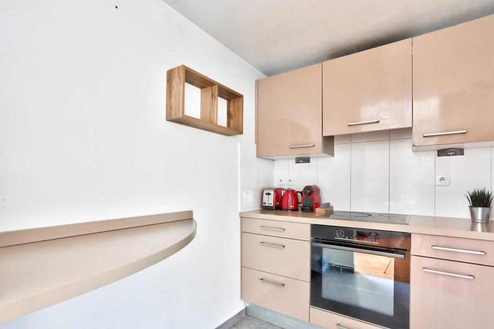 Property building, Kitchen or kitchenette