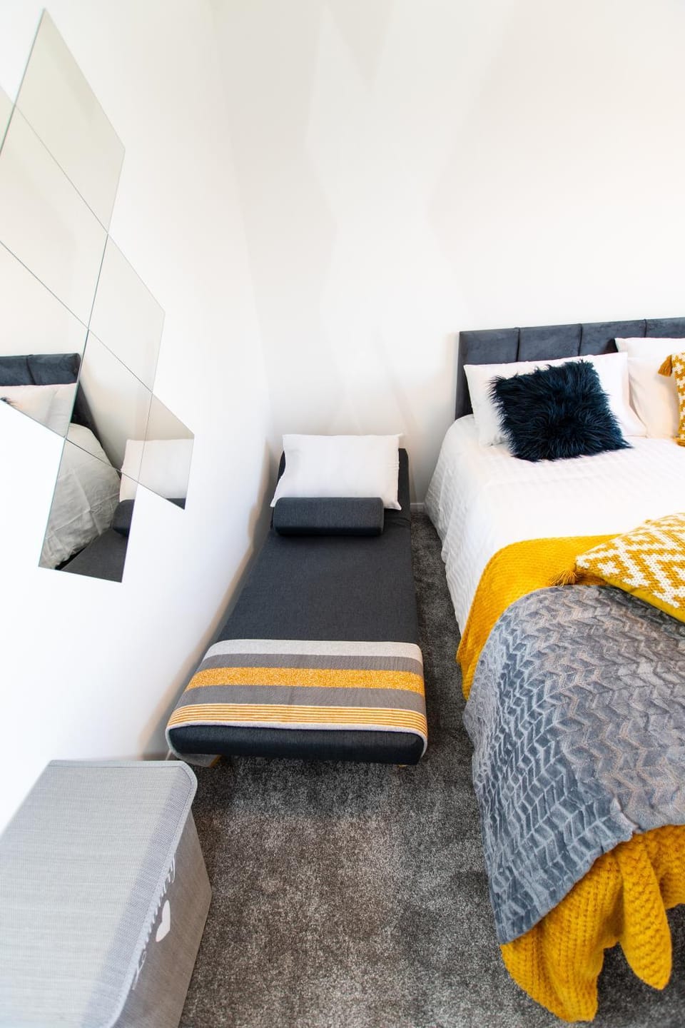 Dartford Luxurious House with Parking - Netflix - Wi-Fi Apartment in Dartford