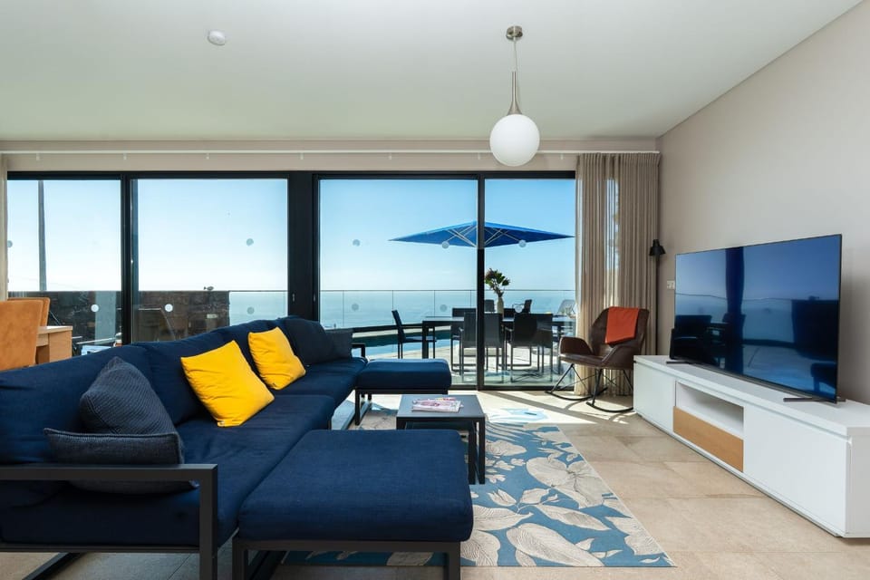 Elísio do Mar by LovelyStay Villa in Madeira District