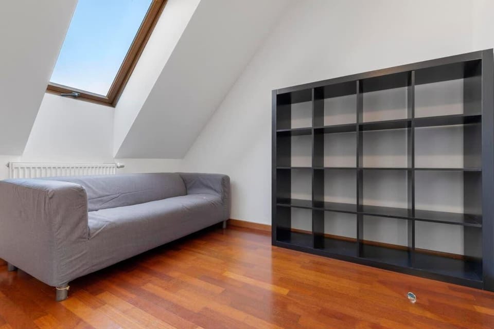 Library, Living room, Seating area