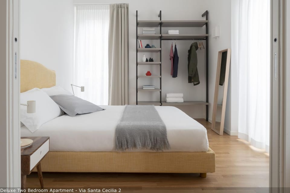 Bed, Photo of the whole room, Bedroom, towels, wardrobe