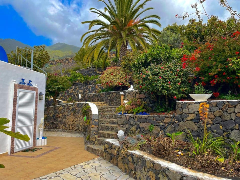 Rural Jardines la Quinta House in La Palma