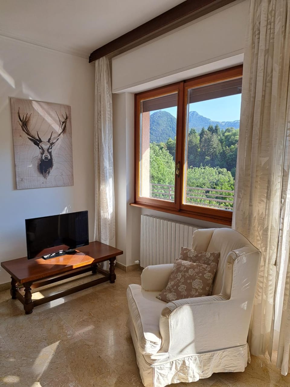 Valle Intelvi Panorama Apartment in Lugano