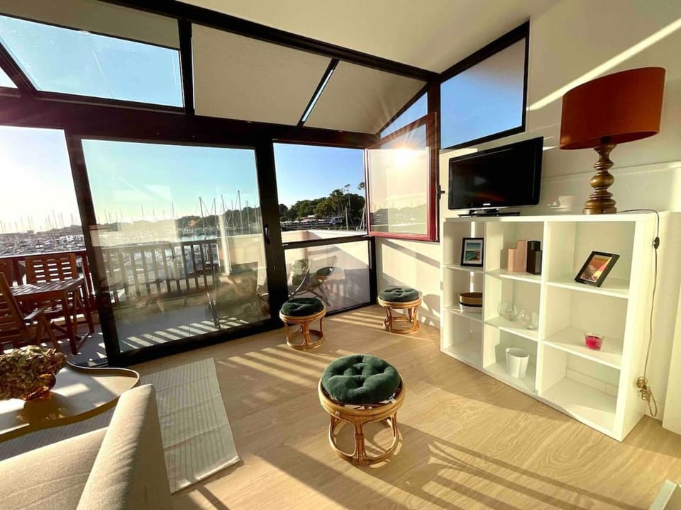 Le Grand Pavois - Terrasse d'exception face aux bateaux Apartment in Capbreton