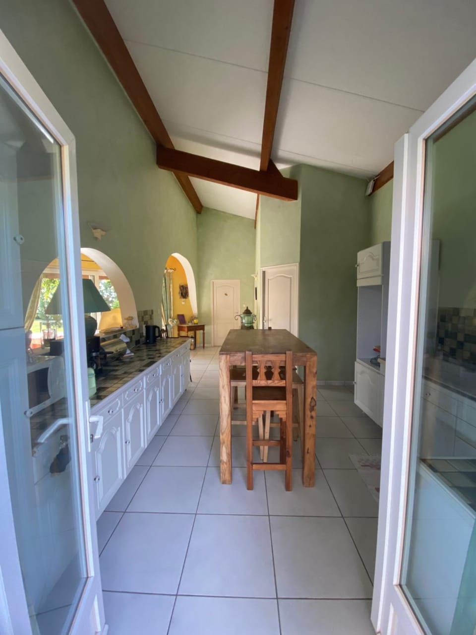 Kitchen or kitchenette