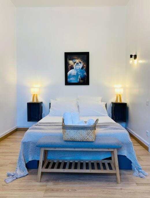 Bed, Photo of the whole room