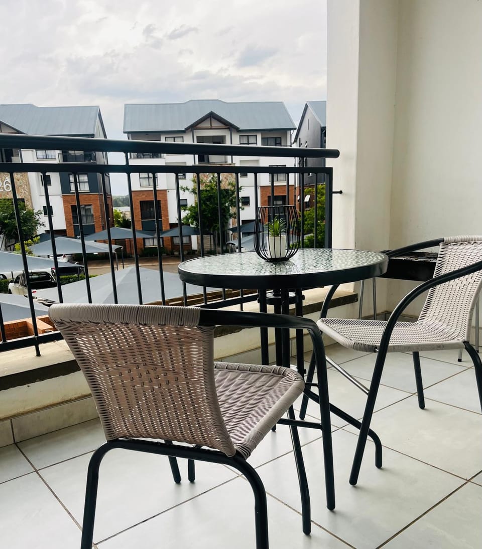 Patio, View (from property/room), Balcony/Terrace, Seating area