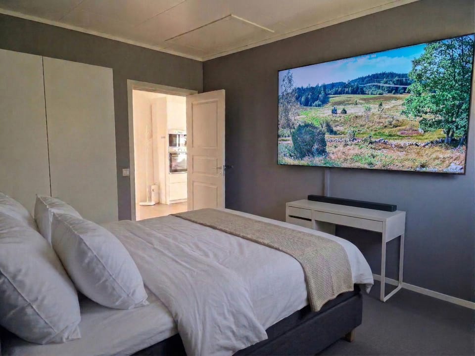 TV and multimedia, Bedroom