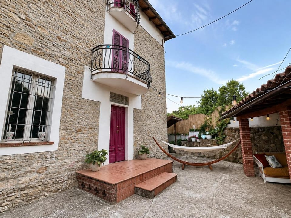 Cento Giorni dall'Artista Chalet in Emilia-Romagna