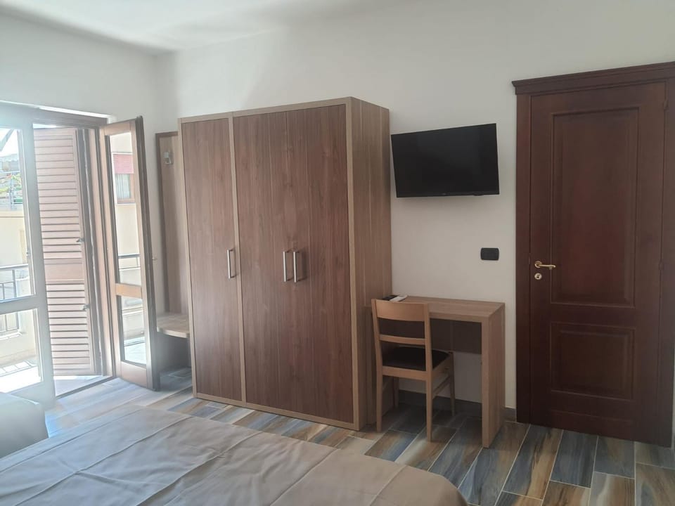TV and multimedia, Bedroom