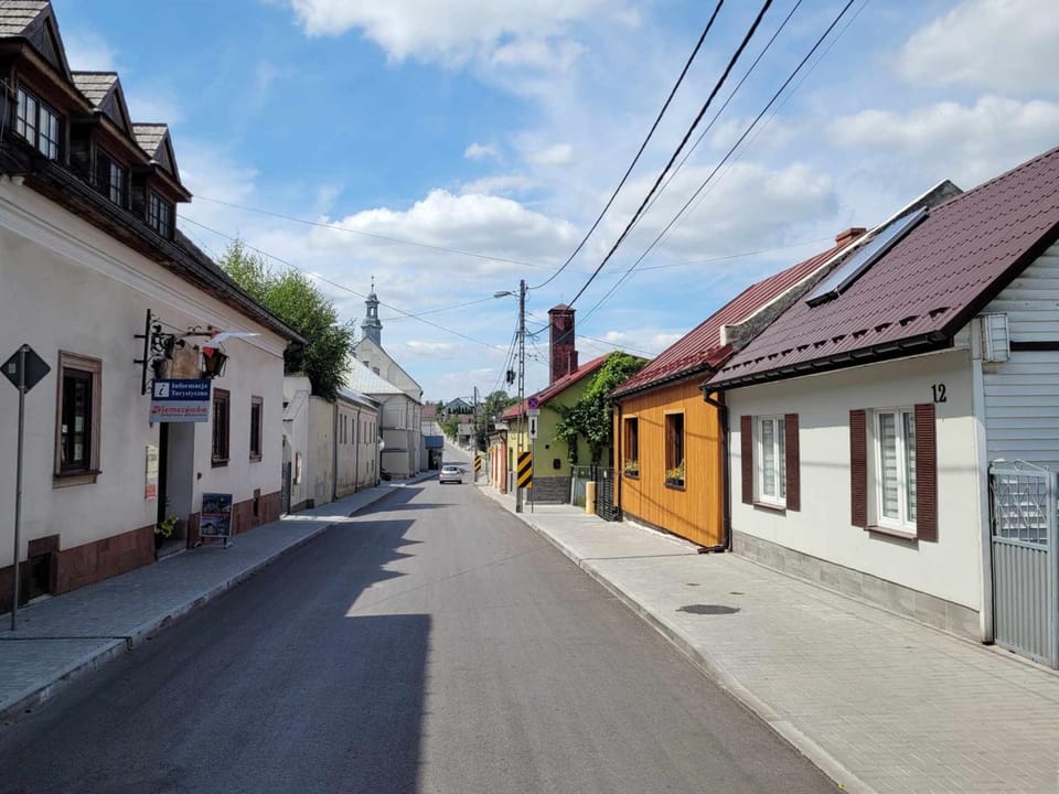 Facade/entrance, View (from property/room), Street view