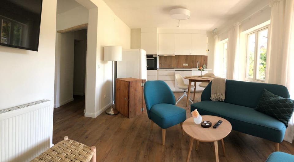 Nearby landmark, Restaurant/places to eat, Facade/entrance, Children play ground, Golfcourse, Minigolf, TV and multimedia, Kitchen or kitchenette, Living room, Seating area, Dining area, Beach, Cycling, Evening entertainment, Evening entertainment, Pets, Supermarket/grocery shop, Entertainment, ATM, locker, minibar