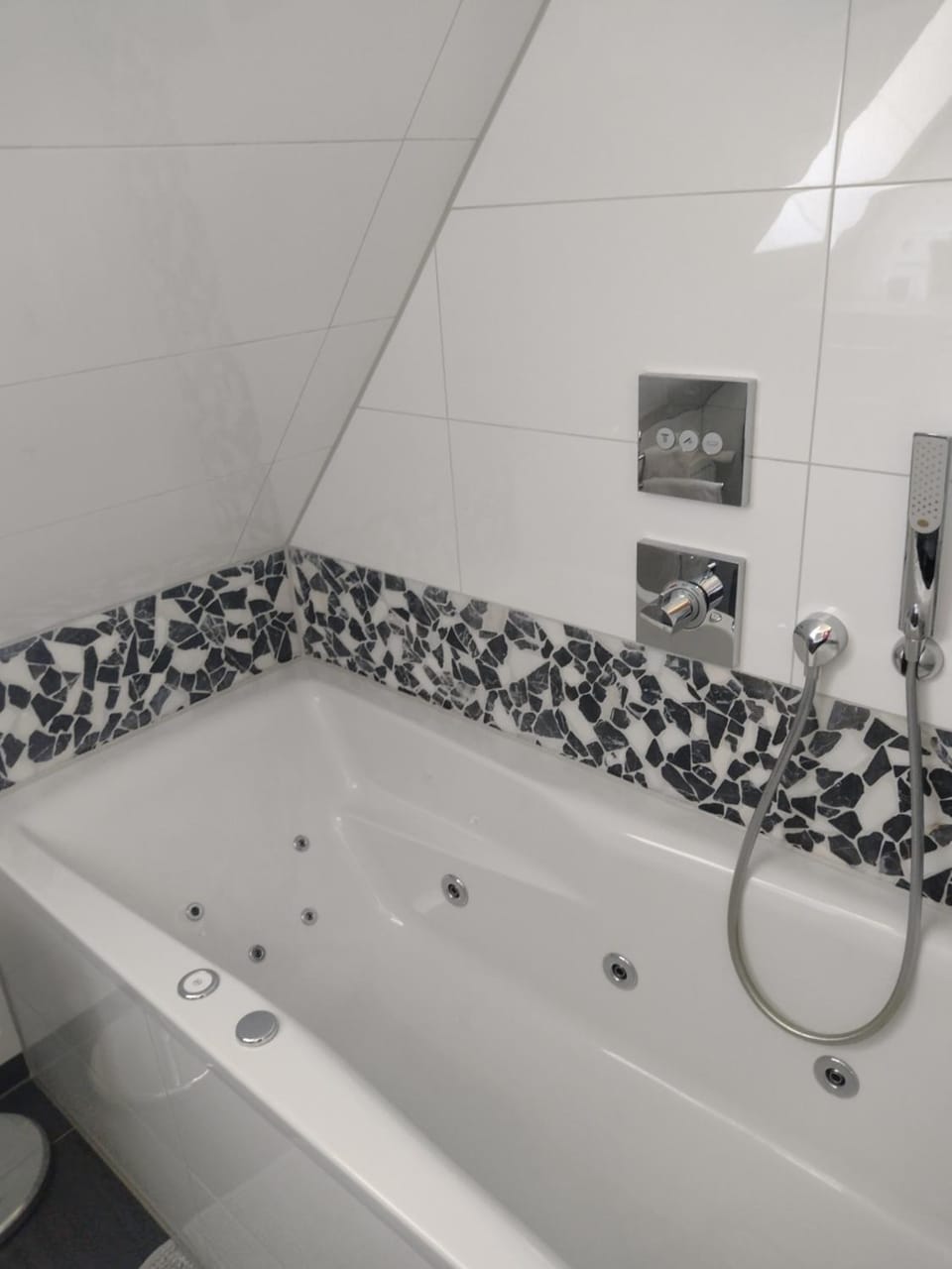 Bathroom, Bath