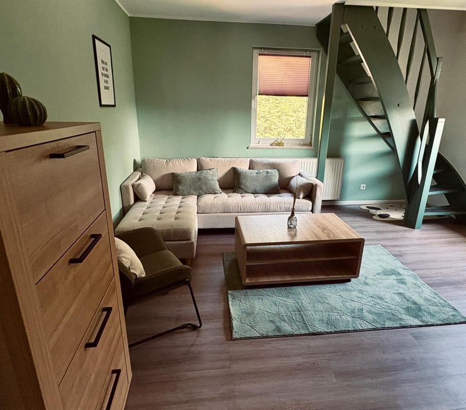 Living room, Photo of the whole room