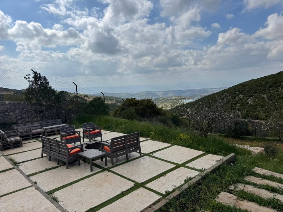 Seating area, Mountain view