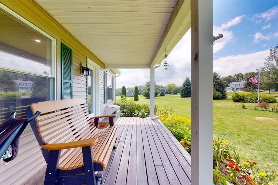 Cozy Family Home House in Finger Lakes
