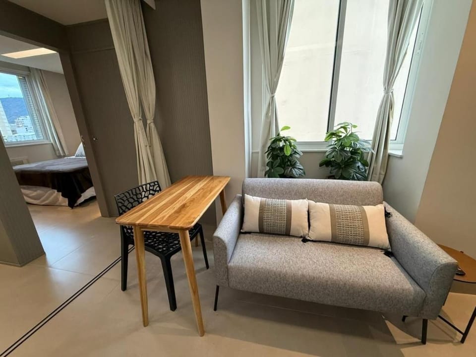 Three suites just steps from the beach Apartment in Rio de Janeiro