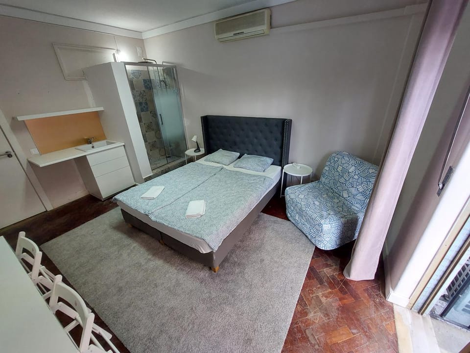 Lisbon`s best at Campo Pequeno Bed and Breakfast in Lisbon