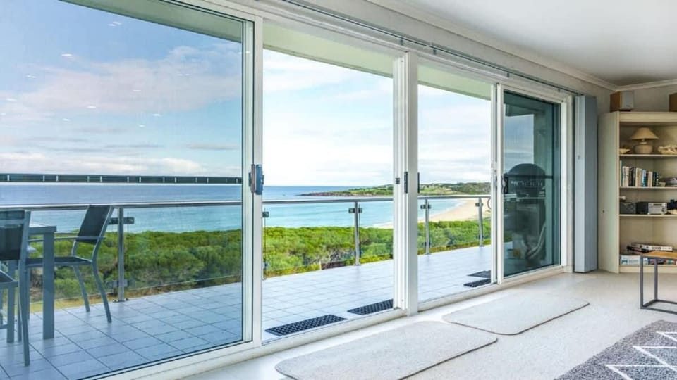 Quarterdeck 6 Apartment in Tura Beach