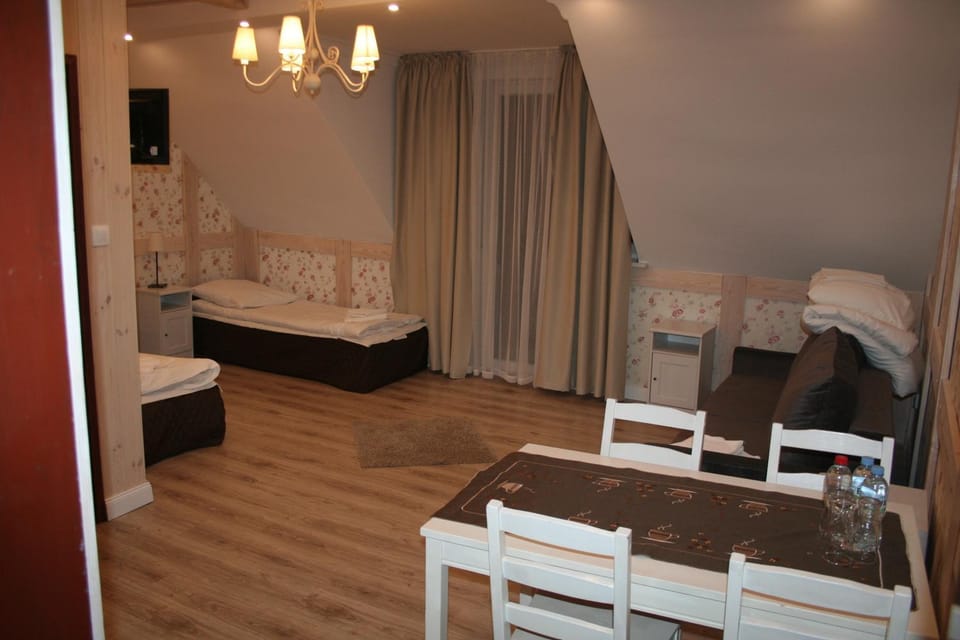 Living room, Photo of the whole room