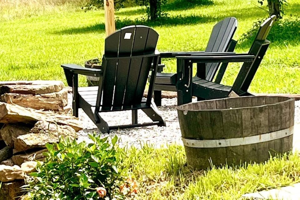 #4 Kentucky Bourbon Trail Bourbon Barrel Cottages Chalet in Indiana