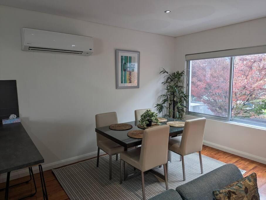 Spacious 2 bedroom apartment @Kingston Foreshore House in Canberra