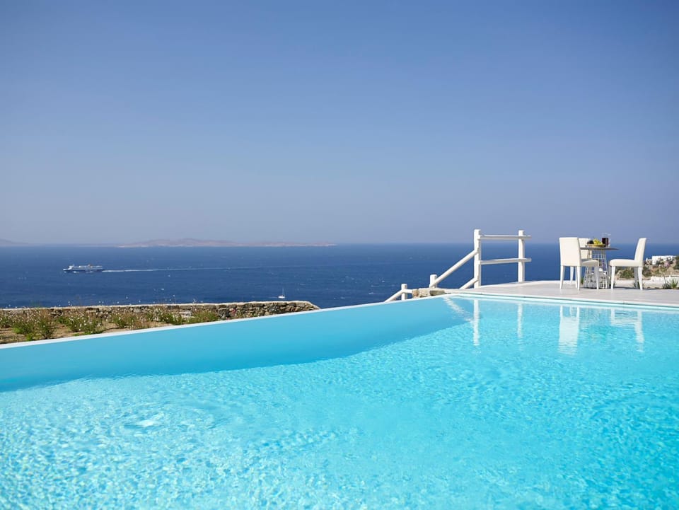 View (from property/room), Swimming pool, Swimming pool