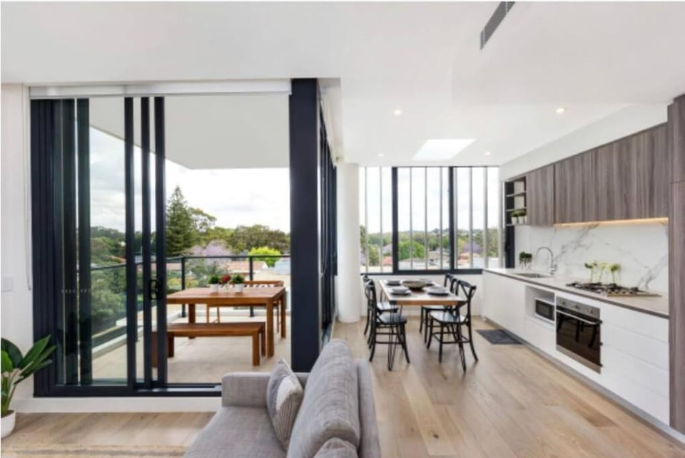 NR005 - Whiteside Street - North Ryde Apartment in Sydney