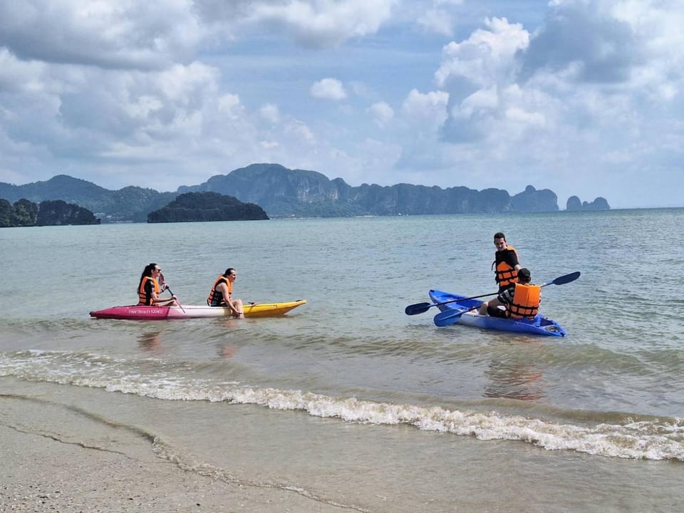 Day, People, Activities, Beach, Canoeing, Sea view, group of guests