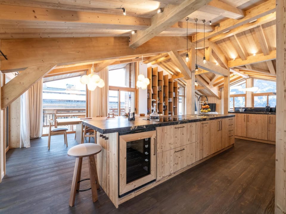 Chalet de Luxe avec Espace Détente à Courchevel Le Praz, Proche des Pistes et Commodités - FR-1-568-42 Chalet in Saint-Bon-Tarentaise