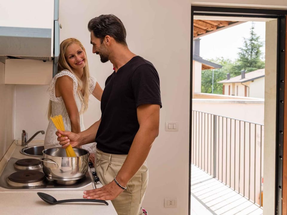 Facade/entrance, Kitchen or kitchenette