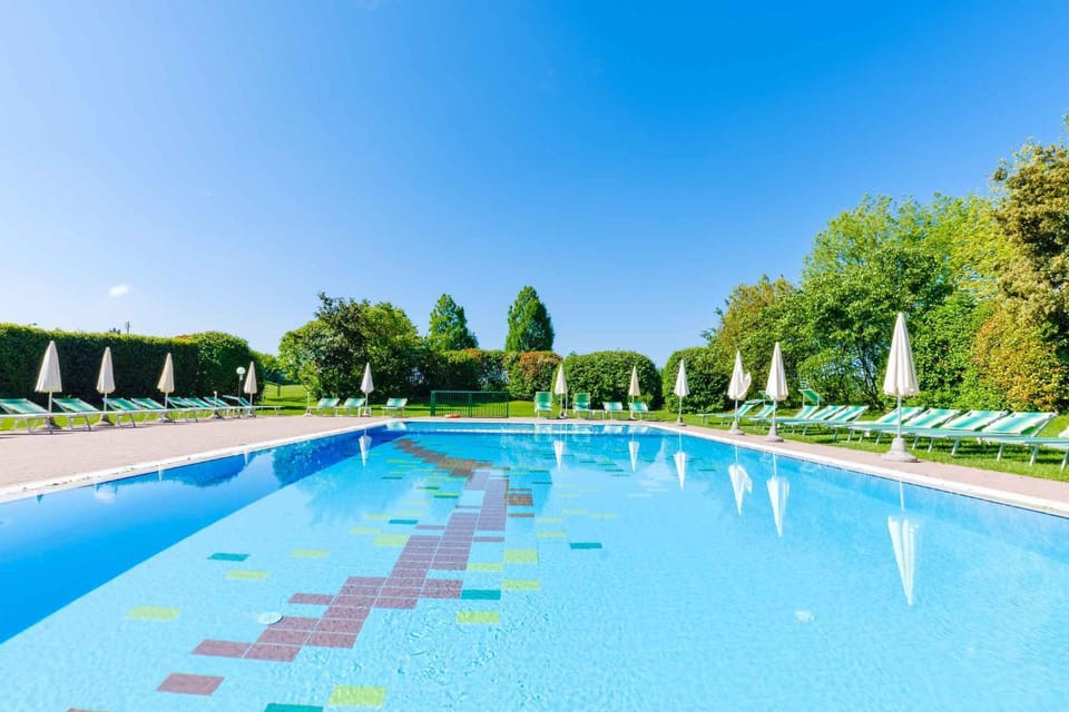 Summer, Swimming pool, sunbed