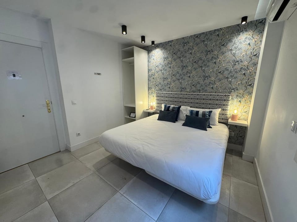 Apartamentos Pío XII, Madrid Apartment in Madrid
