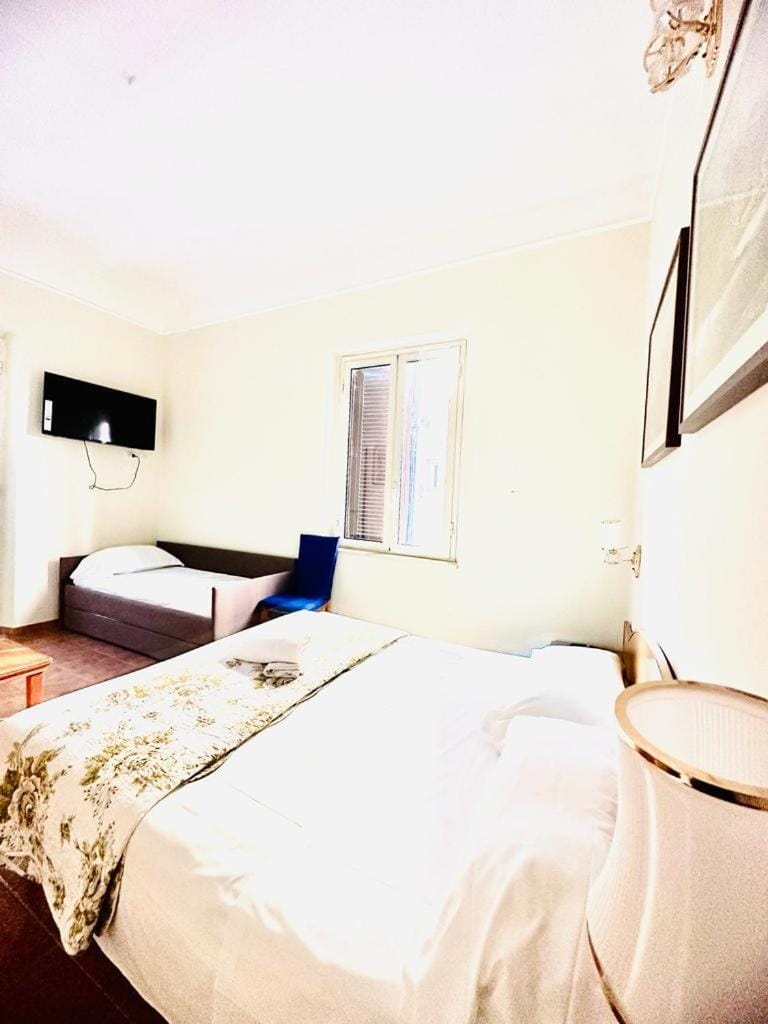 Hotel Resi Hotel in Rome