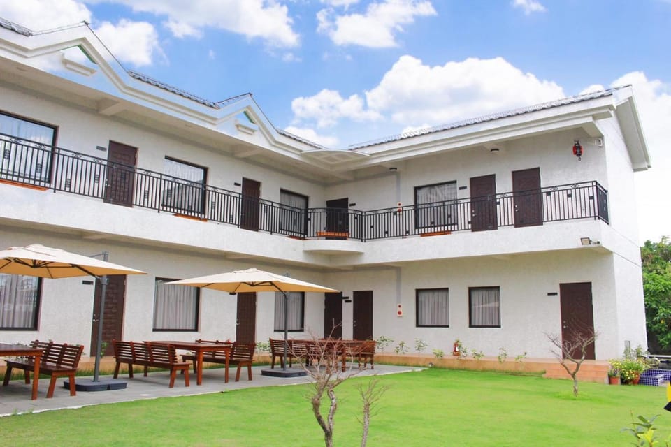 Property building, Garden