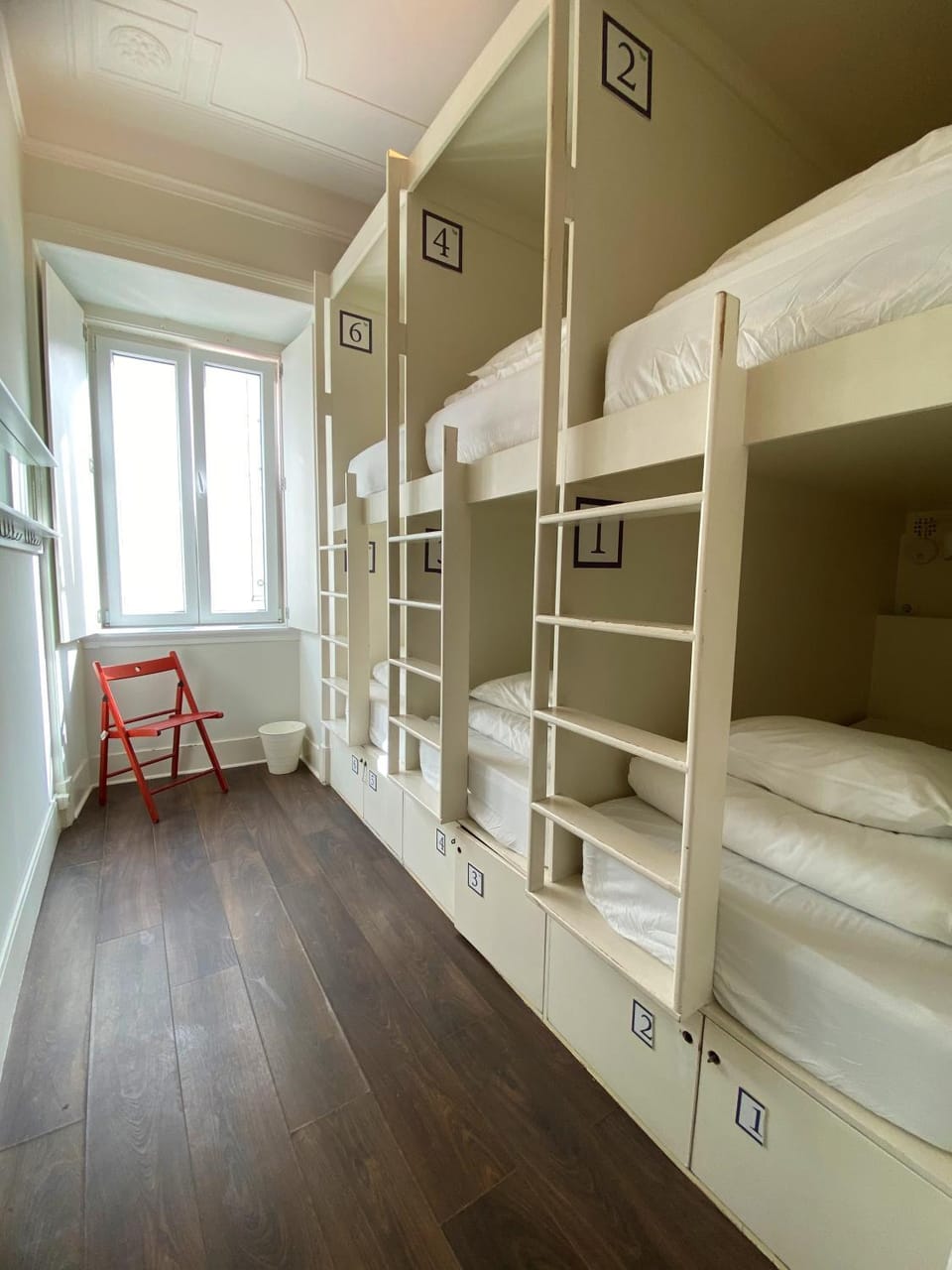 bunk bed