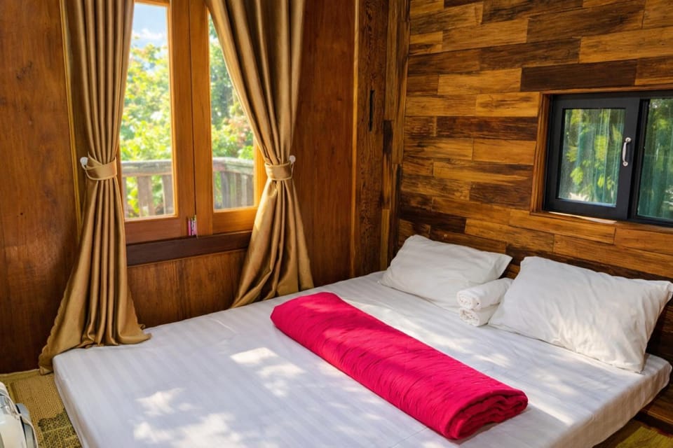 Bed, Photo of the whole room