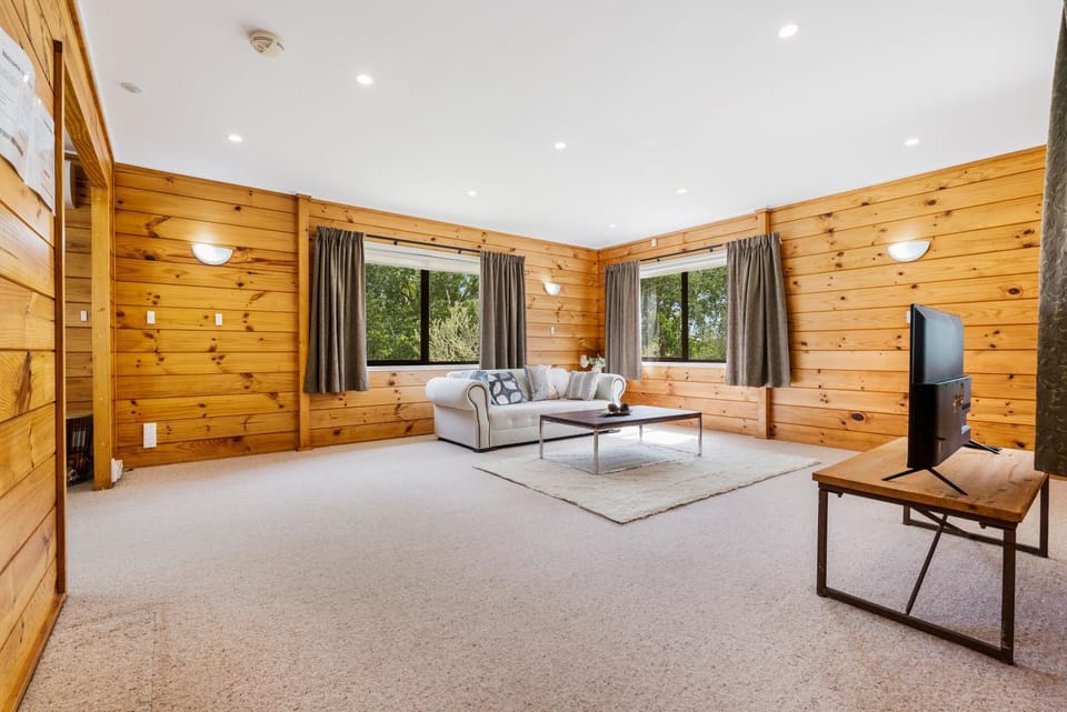 Enjoyable Cozy Life Style Villa Villa in Auckland Region