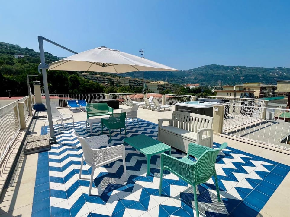 Day, Hot Tub, Balcony/Terrace