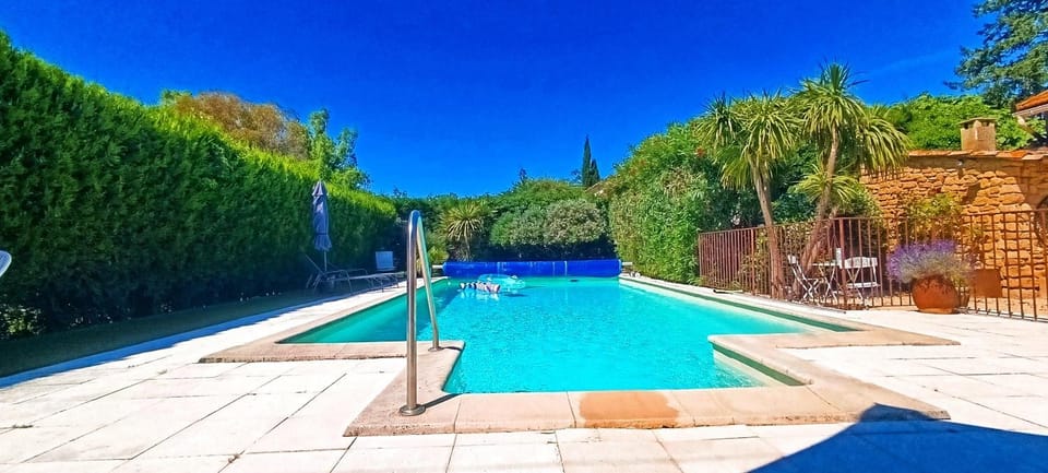 Lo Mas dei Santés House in Sorgues